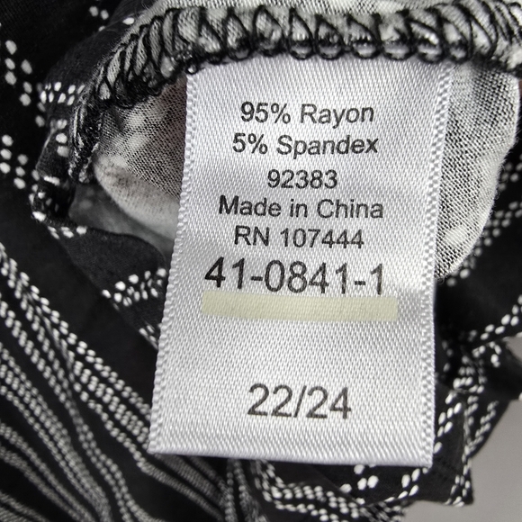 JESSICA LONDON Sleeveless Top Black White Subtle Polka Dot Women Plus Size 22/24 - Picture 6 of 10